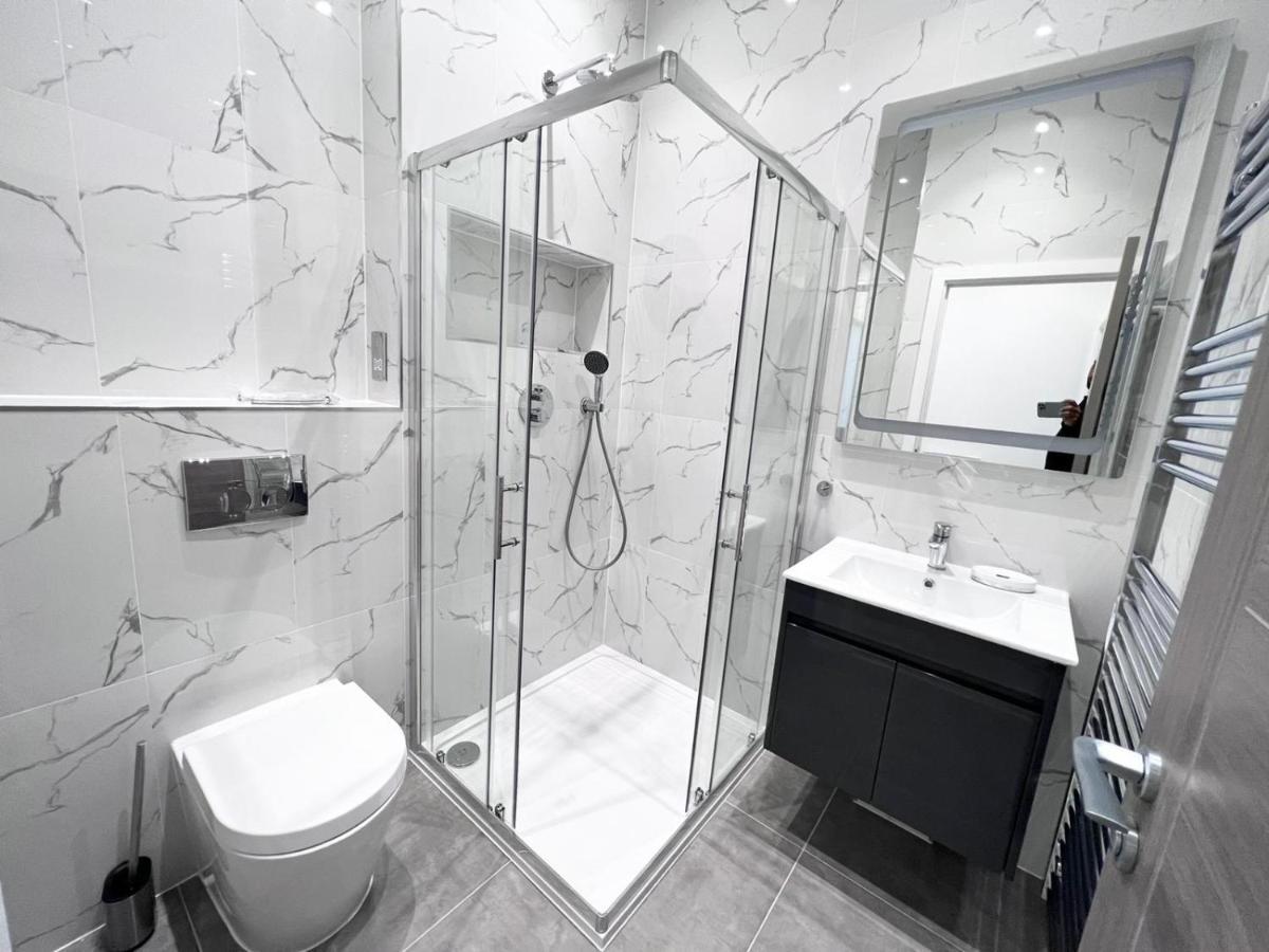 Omega Inn Milton Keynes Dış mekan fotoğraf