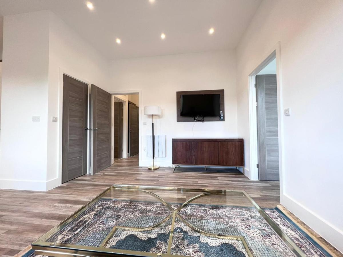 Omega Inn Milton Keynes Dış mekan fotoğraf